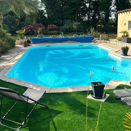 Pompignan  Appartement Mansarde Et Climatise 50 M2 מראה חיצוני תמונה