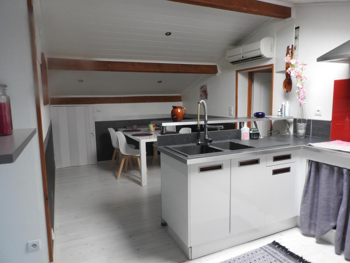 Pompignan  Appartement Mansarde Et Climatise 50 M2 מראה חיצוני תמונה