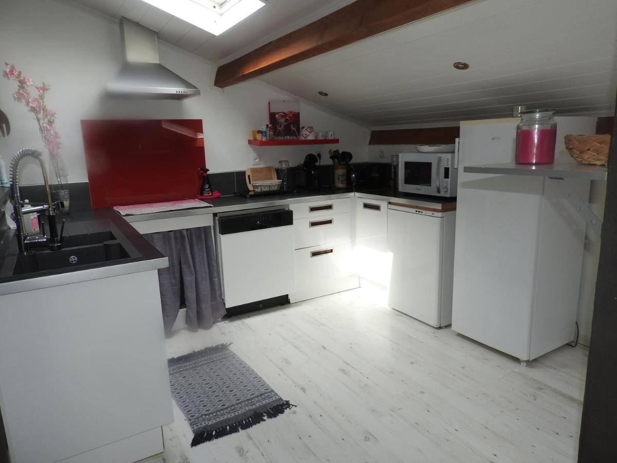 Pompignan  Appartement Mansarde Et Climatise 50 M2 מראה חיצוני תמונה